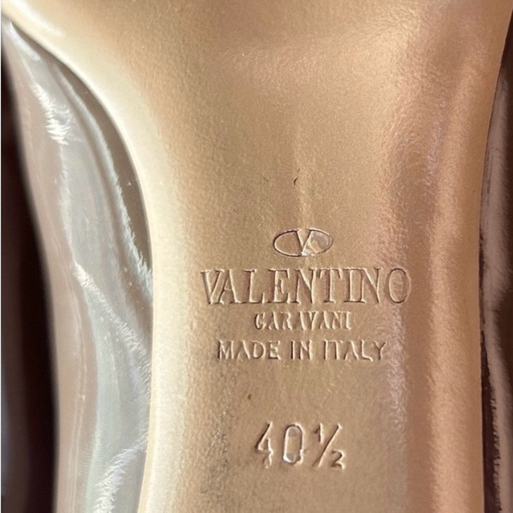 Authentic Valentino shoes - Picture 5 of 9